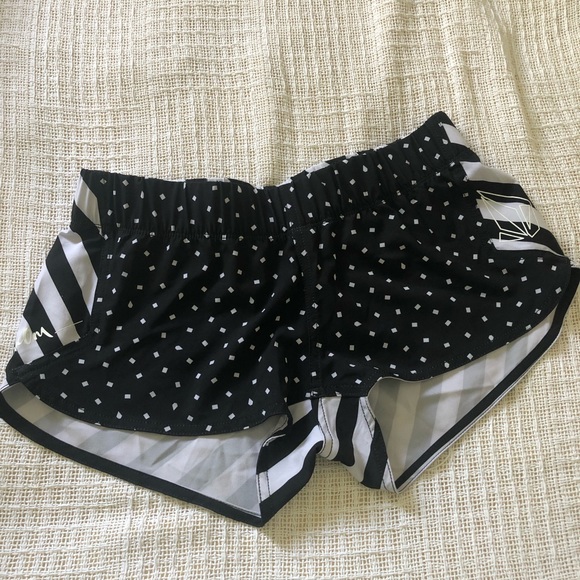 Volcom shorts